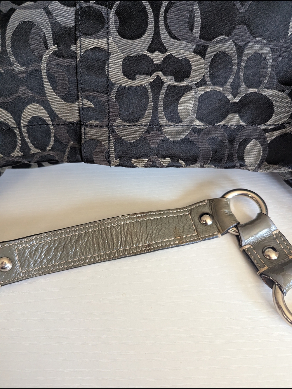 Vintage Coach Carly Hobo Bag - Picture 8 of 12